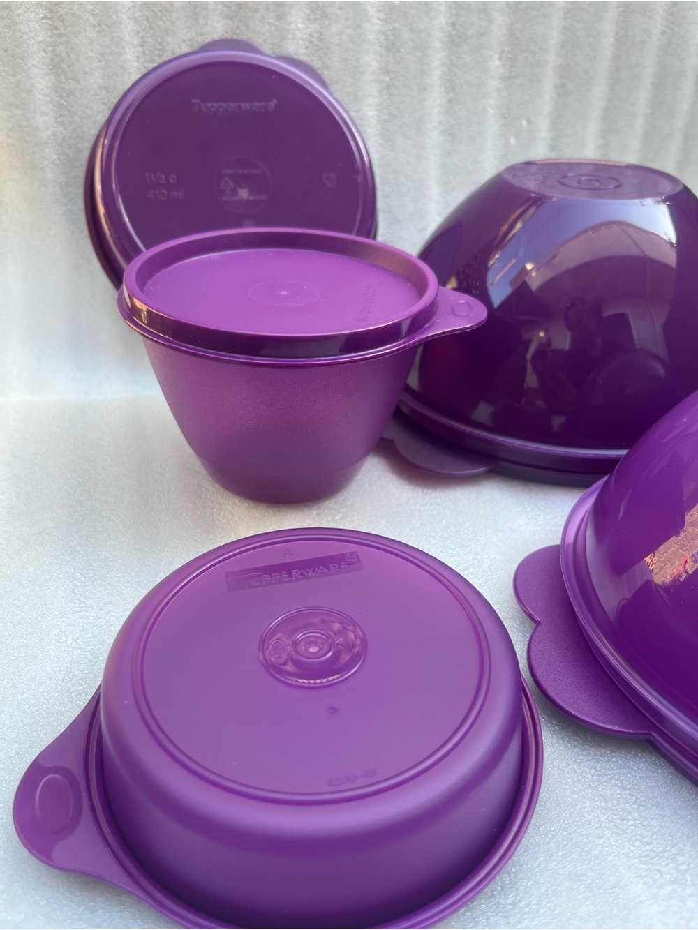 Tupperware Set- New - Picture 5 of 7